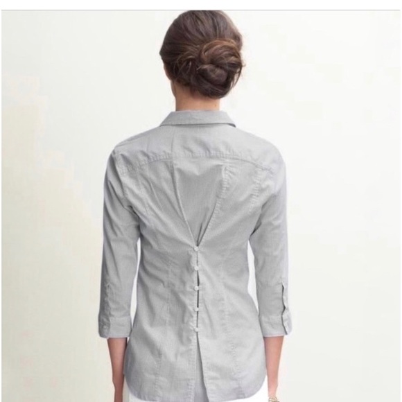 Banana Republic tailored button back blouse - Picture 1 of 9